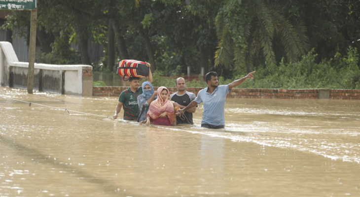 ছড়িয়ে পড়ছে বন্যা, দেড় লাখ মানুষ পানিবন্দি