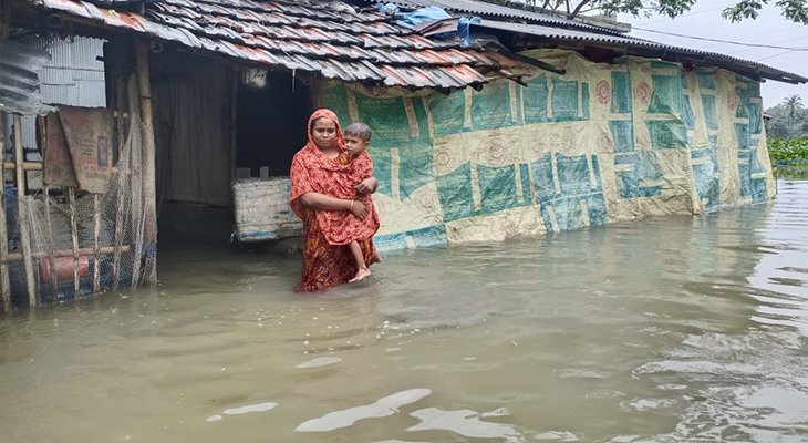 তালায় প্রত্যন্ত অঞ্চল প্রবল বৃষ্টিতে প্লাবিত