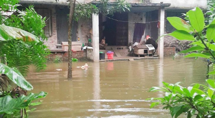 ভবদহের জলাবদ্ধাঞ্চলে কিস্তি টাকা আদায়ে এনজিও’র চাপ