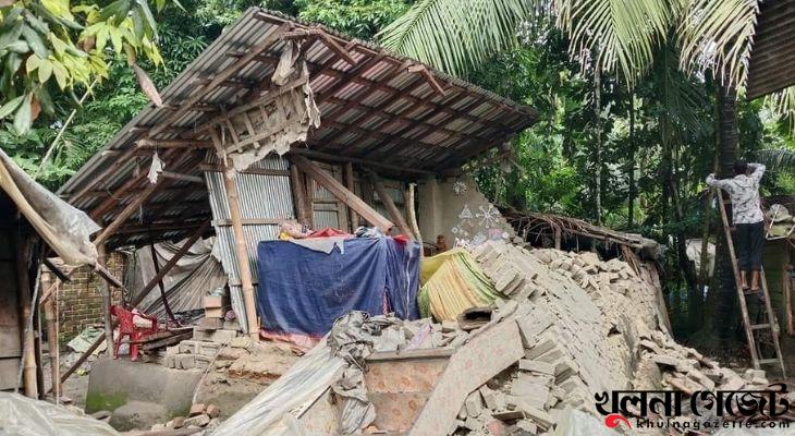 মাথা গোঁজার ঠাঁই হারিয়ে দিশেহারা সহিলের পরিবার