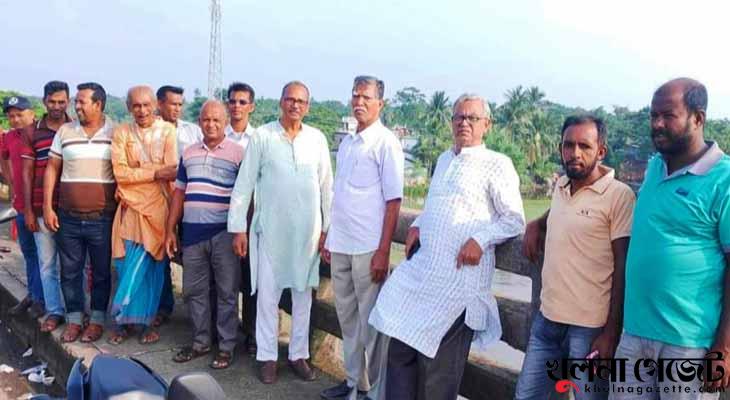 ভবদহ পানি নিষ্কাশন সংগ্রাম কমিটির নদী খনন কাজ পরিদর্শন