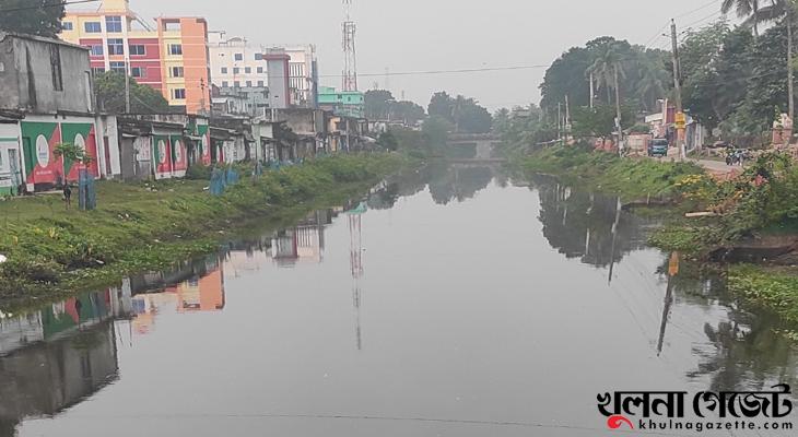 সাতক্ষীরার বদ্ধ প্রাণসায়ের খালে এখন বইছে পানির প্রবাহ