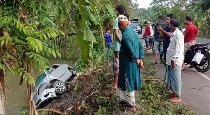 পিরোজপুরে নিয়ন্ত্রণ হারিয়ে প্রাইভেটকার খালে, নিহত ৮