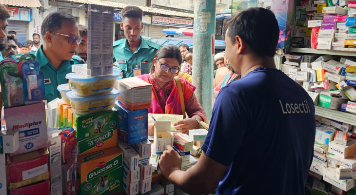 খুলনায় ভোক্তা-অধিকারের অভিযানে ৮ প্রতিষ্ঠানকে অর্থদন্ড