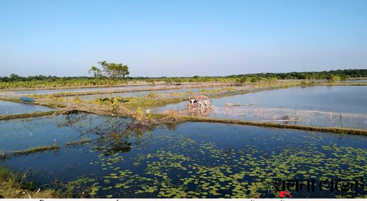 জলাবদ্ধতায় স্বপ্ন ভঙ্গ বাকারচরের বাসিন্দাদের