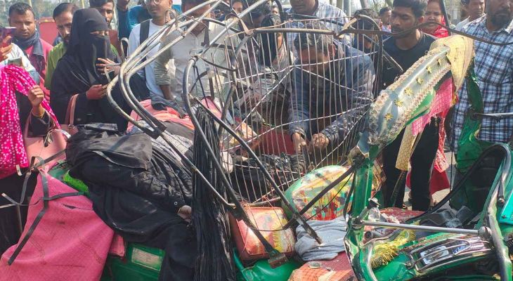 শেরপুরে বাস-সিএনজিচালিত অটোরিকশার সংঘর্ষে নিহত ৫