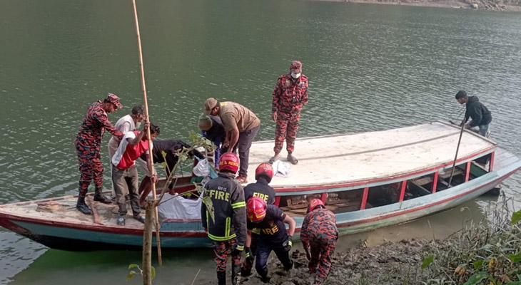 কর্ণফুলিতে নিখোঁজের ৪২ ঘণ্টা পর দুই পর্যটকের মরদেহ উদ্ধার