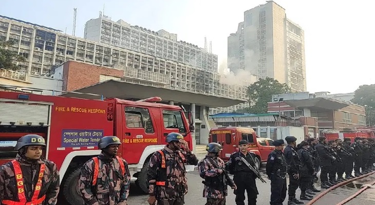 সচিবালয়ের আগুন ছয় ঘণ্টা পর নিয়ন্ত্রণে : ফায়ার সার্ভিস