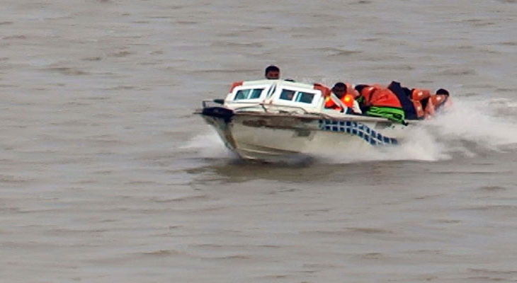 মেঘনা নদীতে দুই স্পিডবোটের সংঘর্ষে নিহত ৩