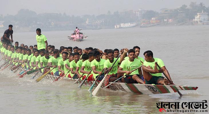 রূপসা নদীতে নৌকা বাইচে প্রথম সুন্দরবন টাইগার্স