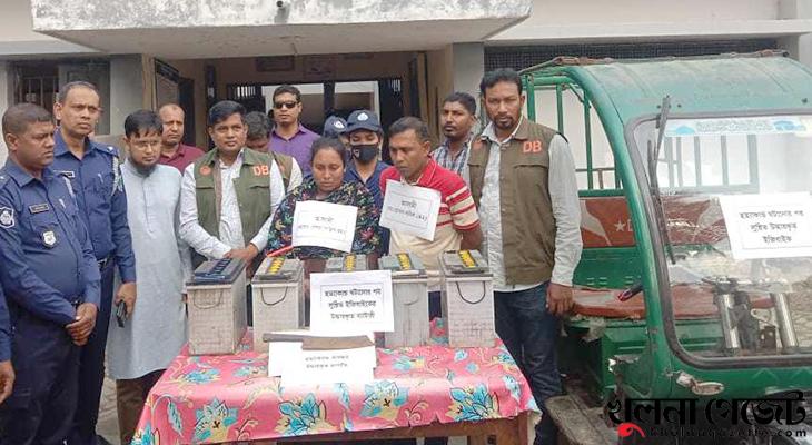 বটিয়াঘাটায় ইজিবাইক চালক হাফিজুল হত্যায় স্বামী-স্ত্রীর দায় স্বীকার