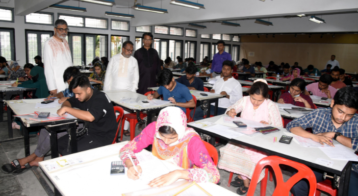 দুটি ইউনিটের ভর্তি পরীক্ষার মধ্য দিয়ে শেষ হল খুবির ভর্তিযুদ্ধ