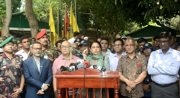 ভবদহ পরিদর্শনে ৩ উপদেষ্টা, নদী খনন করবে সেনাবাহিনী