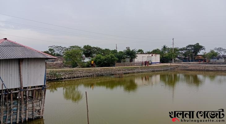 মামলার বেড়াজা‌লে খাল ভোগদখল
