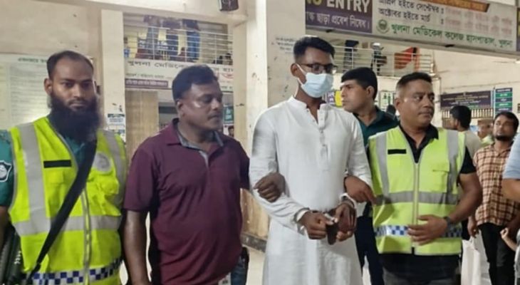 খুবিতে শিক্ষকের গায়ে হাত তোলা অভিযুক্ত নোমান আটক