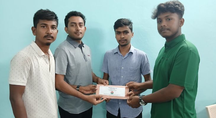 বকুলের পক্ষ থেকে দরিদ্র শিক্ষার্থীদের সহযোগিতা