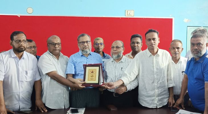সাংবাদিকতার পেশা শক্তিশালী না হলে সমাজ ও রাষ্ট্র কাঠামো দুর্বল হয়ে পড়ে