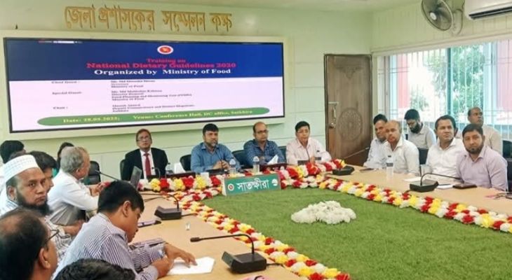 ‘স্থানীয়ভাবে উৎপাদিত ও গৃহে তৈরী খাদ্য গ্রহণে অভ্যাস করতে হবে’