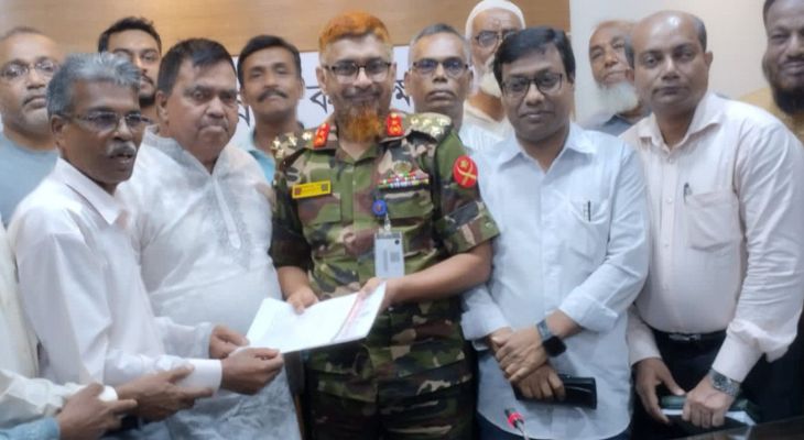 ময়ূরী আবাসিকের ৪৭টি প্লট বরাদ্দে অনিয়ম তদন্তের দাবিতে কেডিএ ঘেরাও