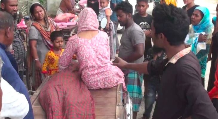 নিয়ন্ত্রণ হারিয়ে দোকানে আঘাত, প্রাণ গেল শিশুর
