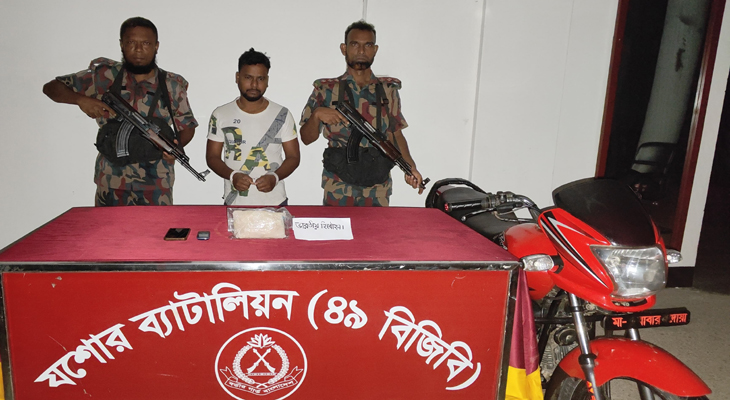 বেনাপোলে হেরোইনসহ ভারতীয় ট্রাক চালক আটক