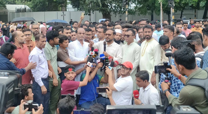 দাবি বাস্তবায়নের নতুন কেন্দ্র হবে কাকরাইল মোড় : রইছ উদ্দিন
