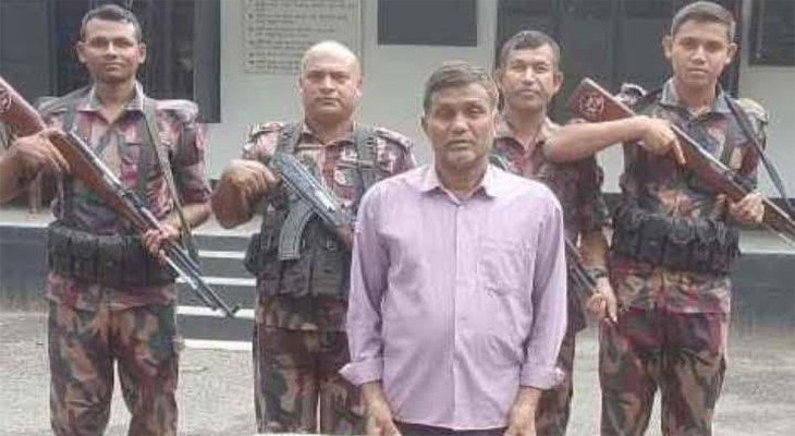 ঝিনাইদহ সীমান্তে অবৈধ অনুপ্রবেশে আটক ১