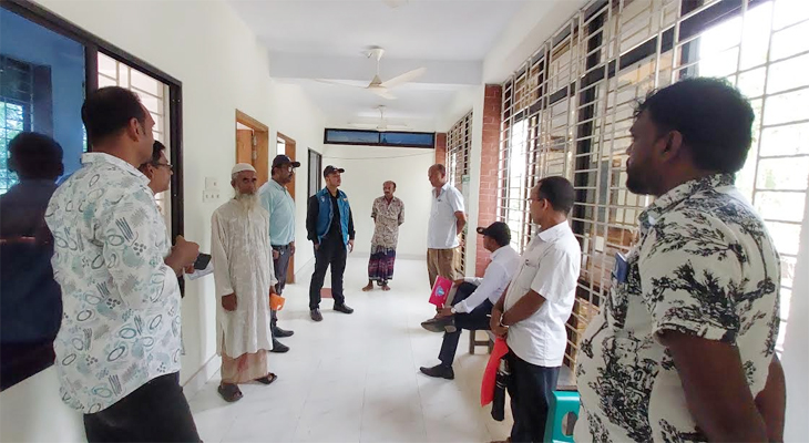 মোরেলগঞ্জে ইউনিয়ন ভূমি অফিসে দুদকের হানা