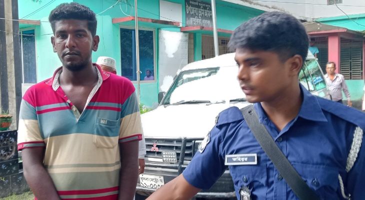 ডুমুরিয়ায় কচ্ছপ বিক্রেতার কারাদন্ড