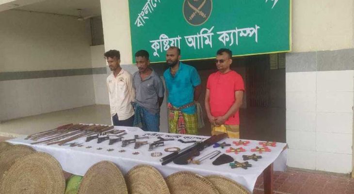 বিপুল অস্ত্রসহ শীর্ষ সন্ত্রাসী জাহাঙ্গীর ও তিন সহযোগী গ্রেপ্তার