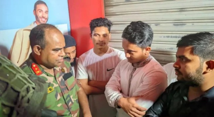মবের নামে নাশকতার সুযোগ নেই এখন, সারজিসকে সেনা কর্মকর্তা