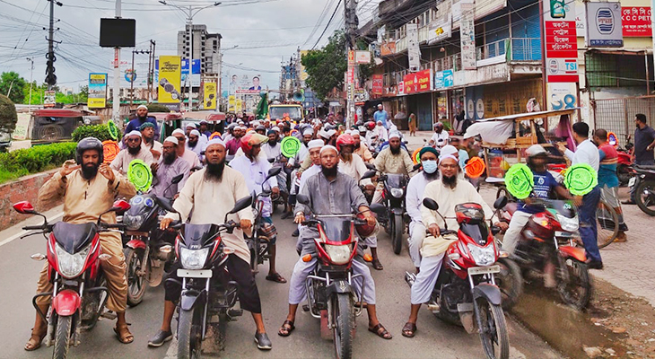 নগরীতে ইসলামী আন্দোলনের মোটরসাইকেল শোডাউন  