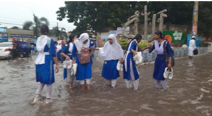 আদালতে আত্মসমর্পণ করে জামিন পেলেন অপু বিশ্বাস