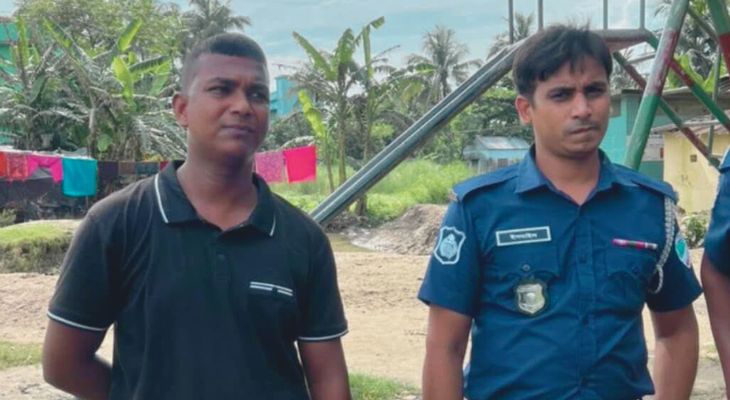 রূপসায় ভুয়া ডিজিএফআই সদস্য আটক