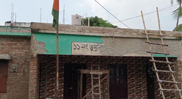 ডুমুুরিয়া সদর ইউপি চেয়ারম্যানকে পরিষদে যেতে বাঁধা!