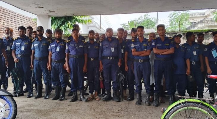 বেনাপোল স্থলবন্দরে চাকরি রক্ষায় ঘুষ দাবির অভিযোগ