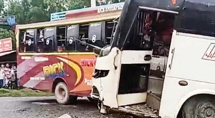 ফরিদপুরে দুই বাসের মুখোমুখি সংঘর্ষে নিহত ৩