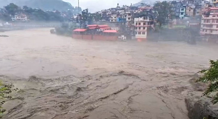 হিমাচলে টানা বৃষ্টির সঙ্গে ভয়াবহ বন্যা-ভূমিধস, নিহত অন্তত ৬৩