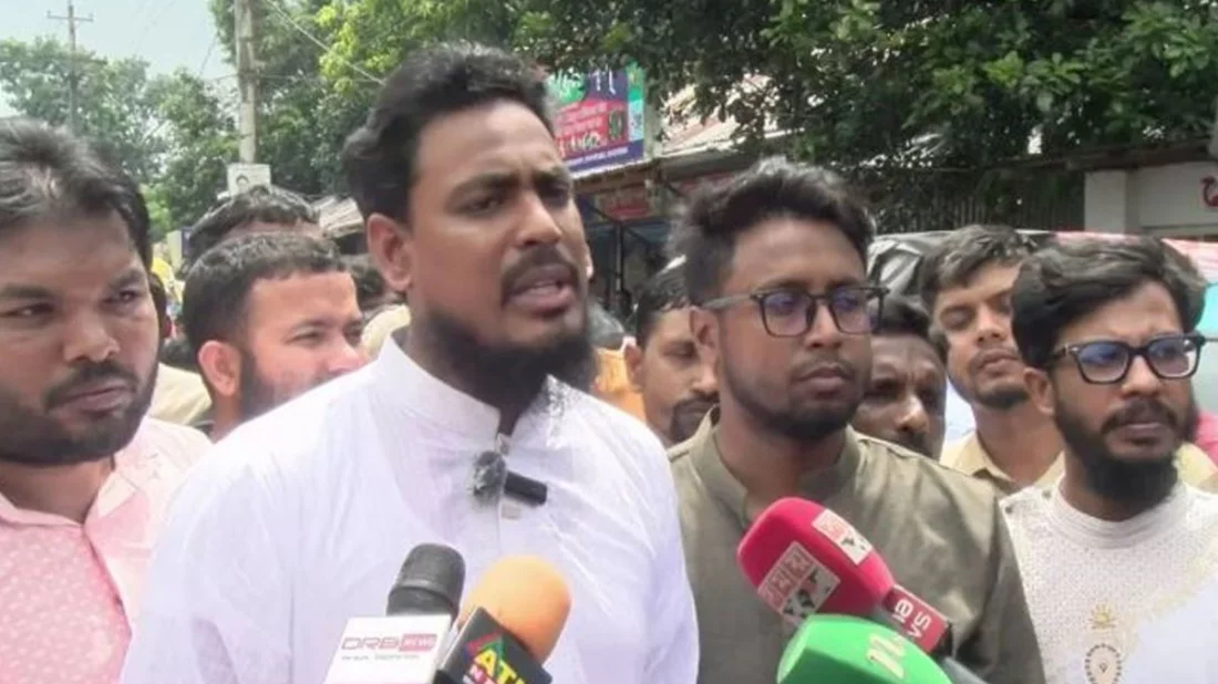গণপরিষদ নির্বাচনের মাধ্যমে আগে সংবিধান সংশোধন, তারপর নির্বাচন: আখতার হোসেন