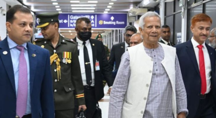 দেশে পৌঁছেছেন প্রধান উপদেষ্টা