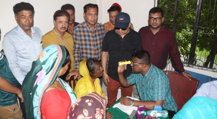 বাসস চেয়ারম্যানের উদ্যোগে পাইকগাছার পল্লীতে দুই সহস্রাধিক চক্ষু রোগীর চিকিৎসা প্রদান