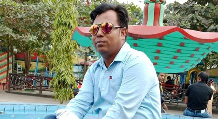 বিকেলে চাঁদাবাজি নিয়ে লাইভ, রাতে সাংবাদিককে গলা কেটে হত্যা