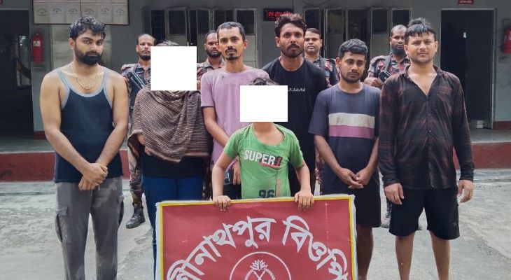 অবৈধভাবে ভারত থেকে আসার পথে ঝিনাইদহ সীমান্তে আটক ৭