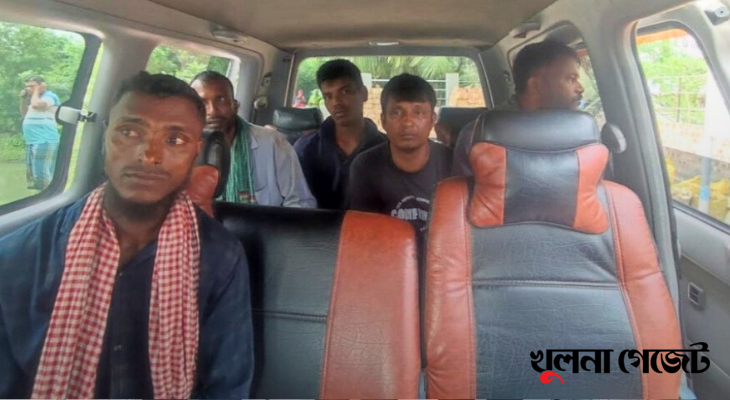 সুন্দরবনের অভয়ারণ্যে মাছ ধারার অভিযোগ ৫ জেলে আটক