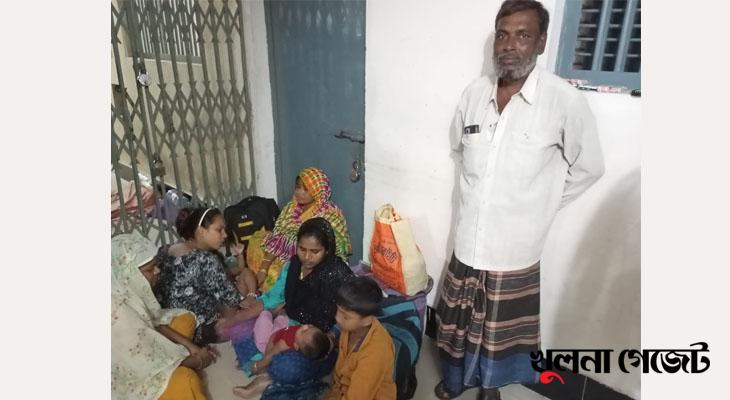 সাতক্ষীরা সীমান্তে ১০ বাংলাদেশিকে বিজিবির কাছে হস্তান্তর