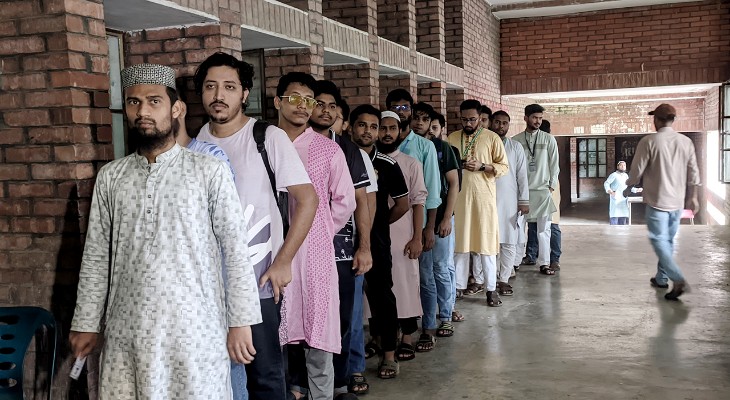 জাকসু নির্বাচনের ভোটগ্রহণ চলছে