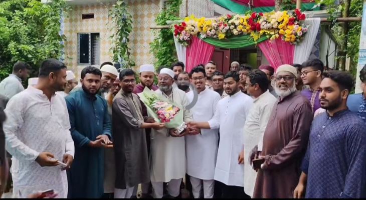 জুলাই যোদ্ধার বিয়েতে খুলনায় ভিপি সাদিক কায়েমসহ ডাকসু নেতারা