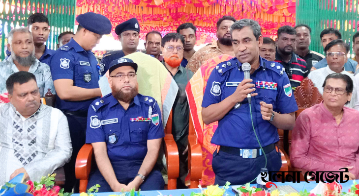 এমন সমাজ গড়তে হবে পূজা মন্দির যেন পাহারা দেওয়া না লাগে: ডিআইজি