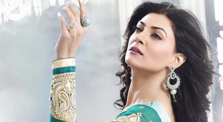 পঞ্চাশের সুস্মিতা কেন বিয়ে করেননি?