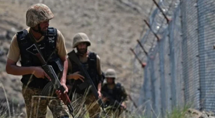 আফগান সীমান্তে পাকিস্তানের বিশেষ অভিযান, নিহত ৩০